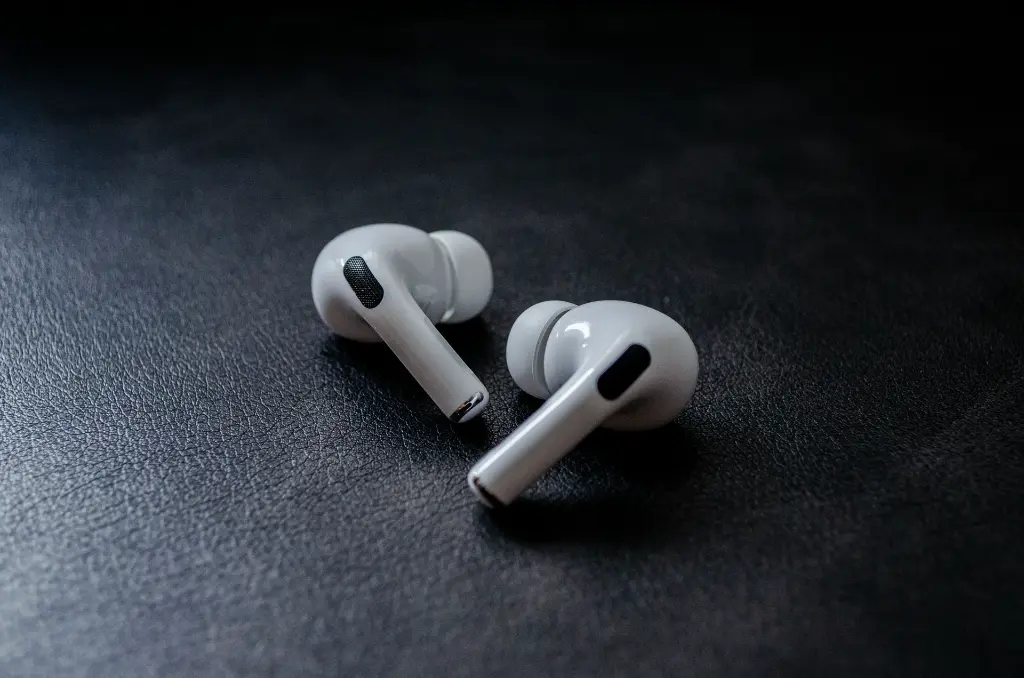 Air Pods Pro 2 (White).